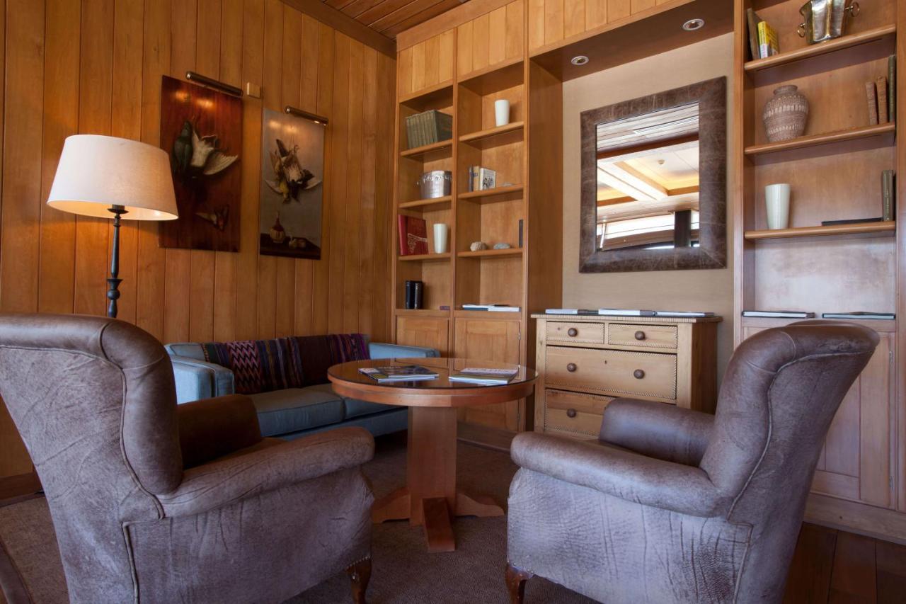 Llao Llao Resort, Golf-Spa San Carlos de Bariloche Esterno foto The library