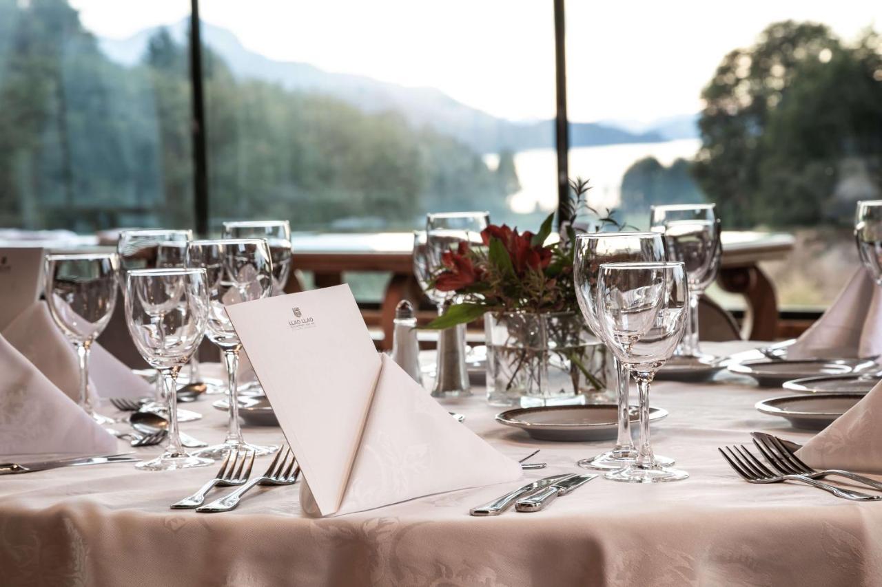 Llao Llao Resort, Golf-Spa San Carlos de Bariloche Esterno foto A table set for fine dining