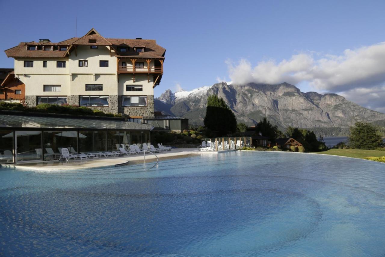 Llao Llao Resort, Golf-Spa San Carlos de Bariloche Esterno foto The swimming pool