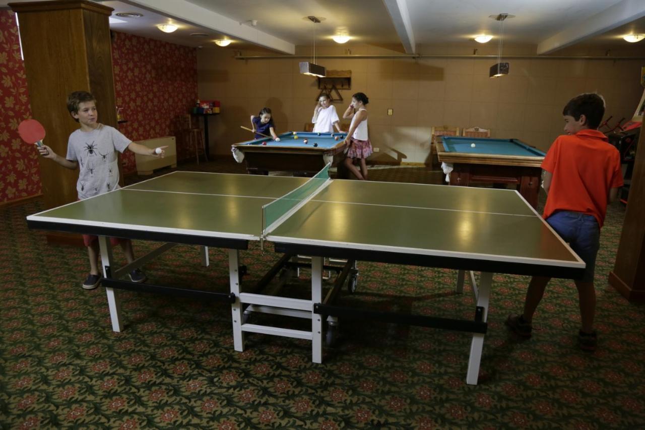Llao Llao Resort, Golf-Spa San Carlos de Bariloche Esterno foto Table tennis