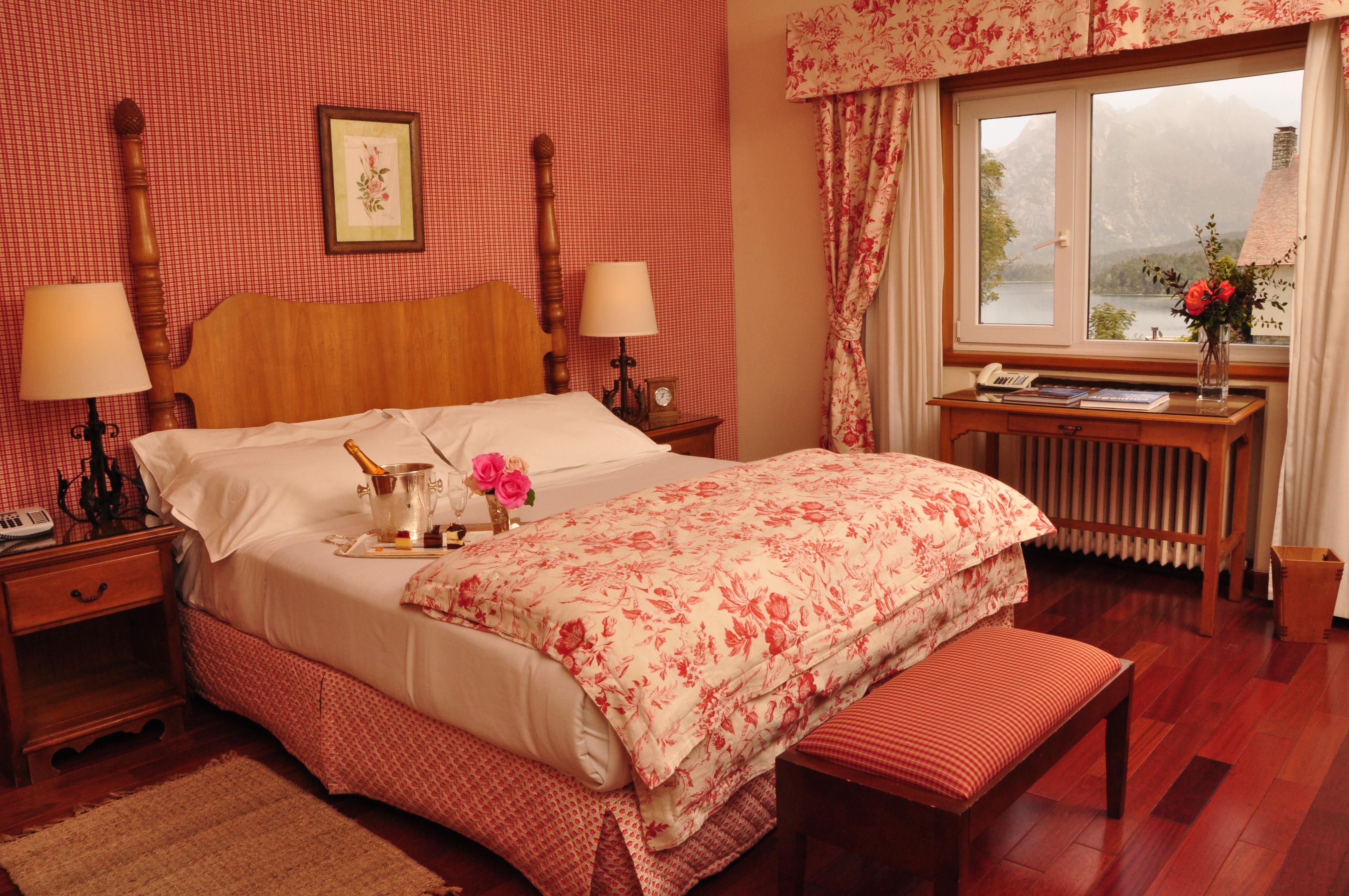 Llao Llao Resort, Golf-Spa San Carlos de Bariloche Esterno foto A bedroom at the Killarney International Hotel