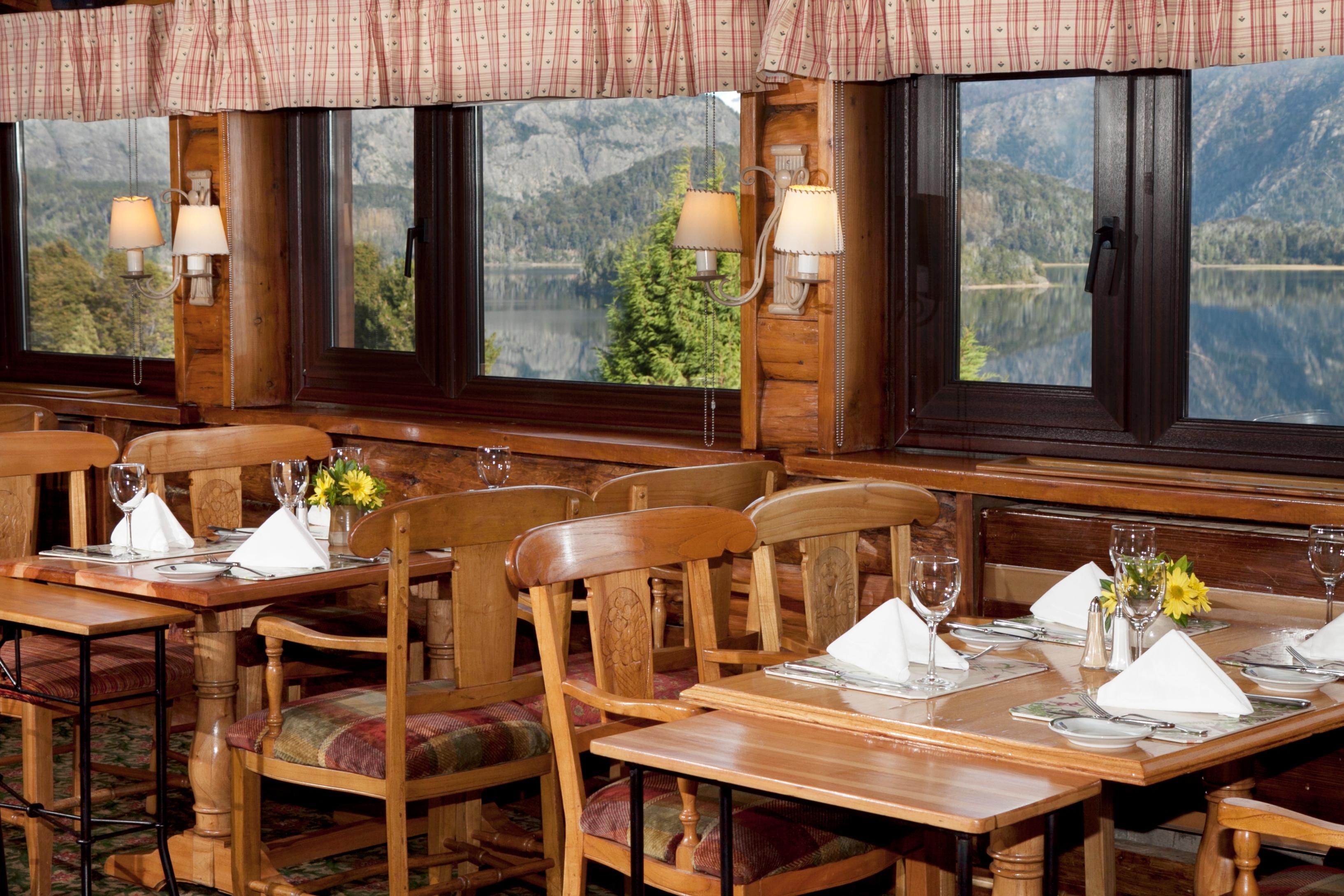 Llao Llao Resort, Golf-Spa San Carlos de Bariloche Ristorante foto Dining room at the lodge